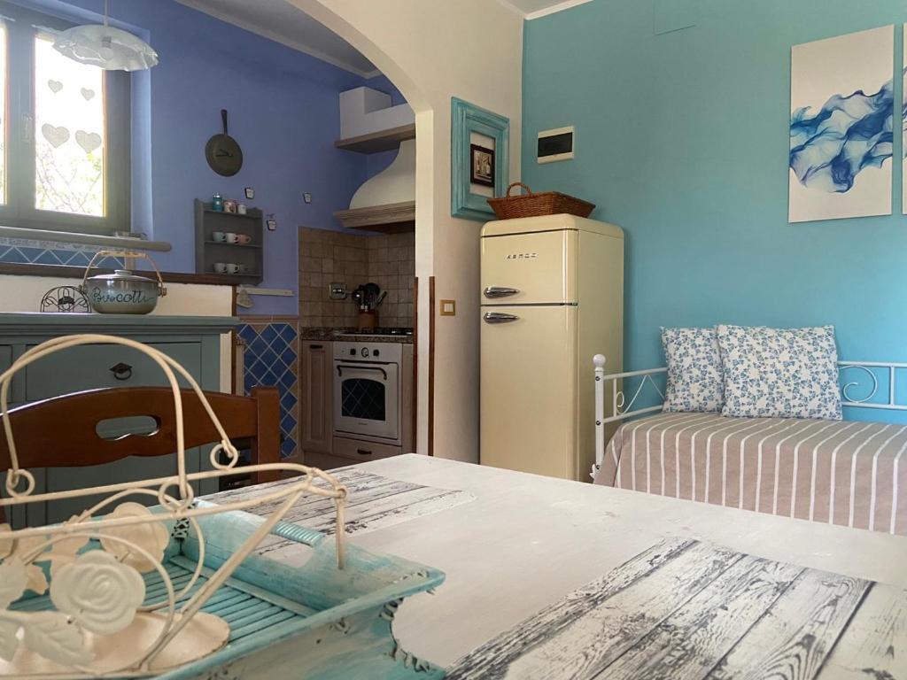 Villa Antonella Castellina Marittima Rum bild