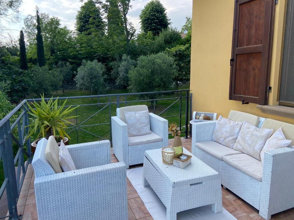 Villa Antonella Castellina Marittima Rum bild